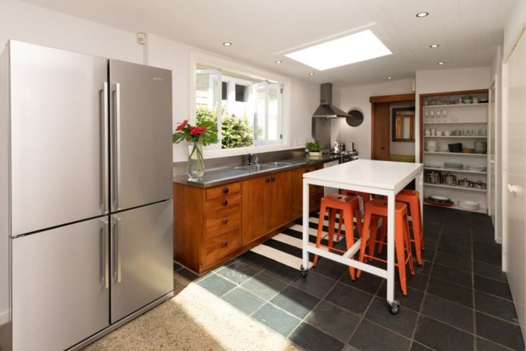 Photo of property in 200 Tinakori Road, Thorndon, Wellington, 6011