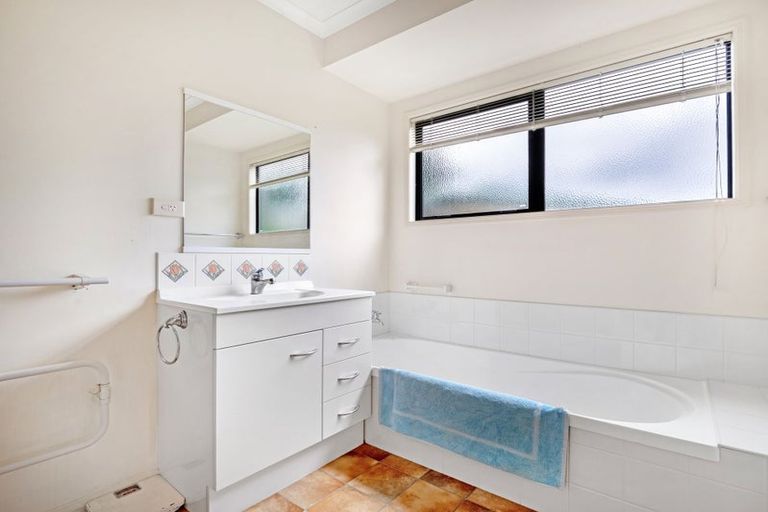 Photo of property in 50 Highfields Drive, Katikati, 3129