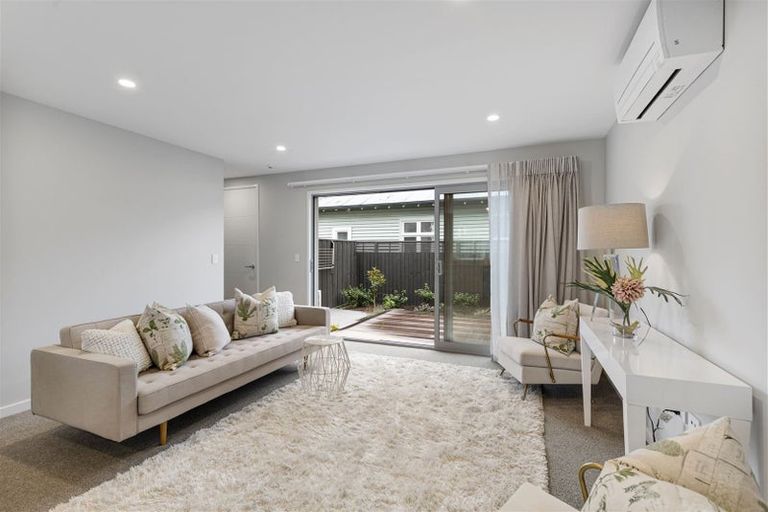 Photo of property in 2/160a Peverel Street, Riccarton, Christchurch, 8041