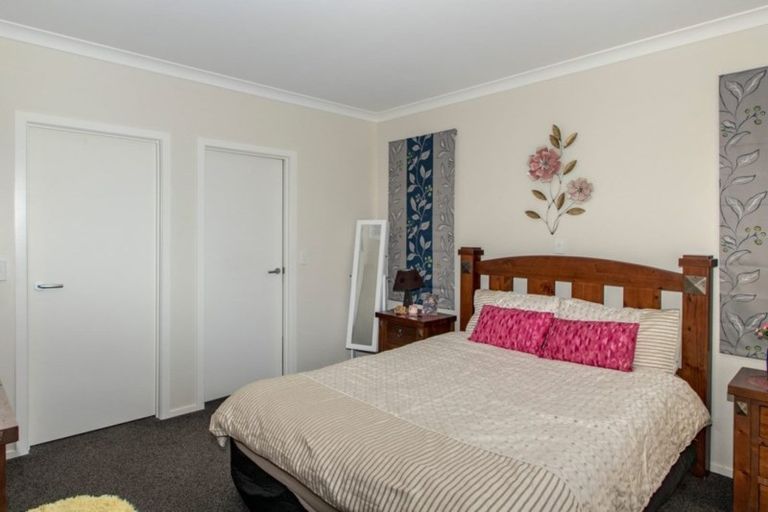 Photo of property in 79 Mcelwee Street, Jervoistown, Napier, 4112