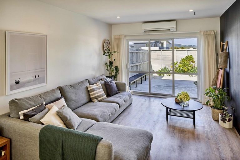 Photo of property in 56a Mo Street, Camborne, Porirua, 5026