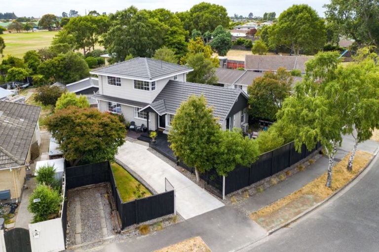 Photo of property in 72 Cottonwood Street, Parklands, Christchurch, 8083