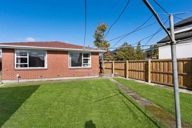 Photo of property in 2/65a Wychbury Street, Spreydon, Christchurch, 8024