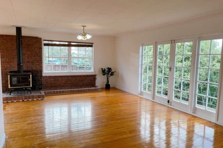 Photo of property in 15 Keegan Drive, Massey, Auckland, 0614