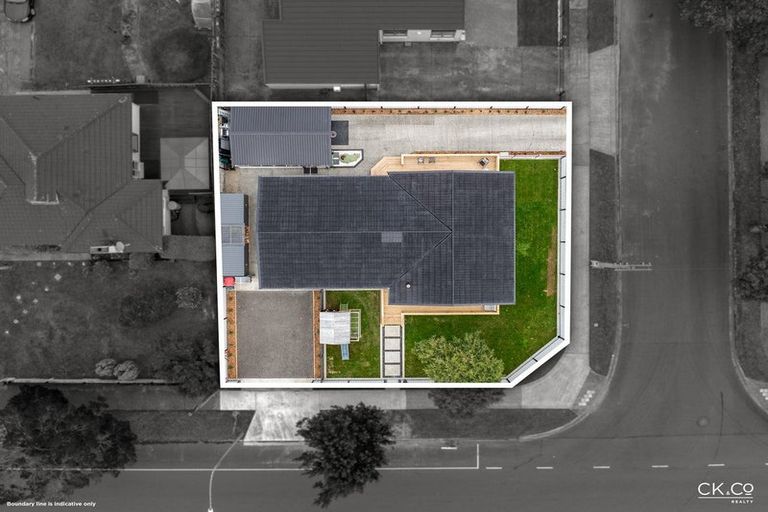 Photo of property in 99 Gibbons Street, Ebdentown, Upper Hutt, 5018