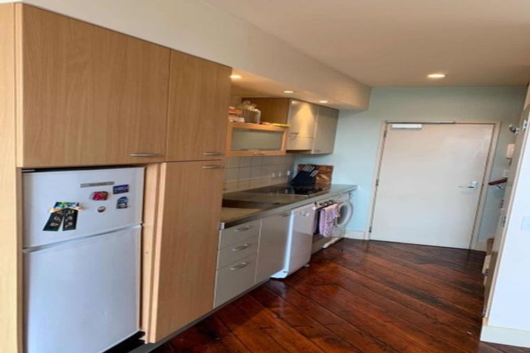 Photo of property in 1b/6 Kingdon Street, Newmarket, Auckland, 1023