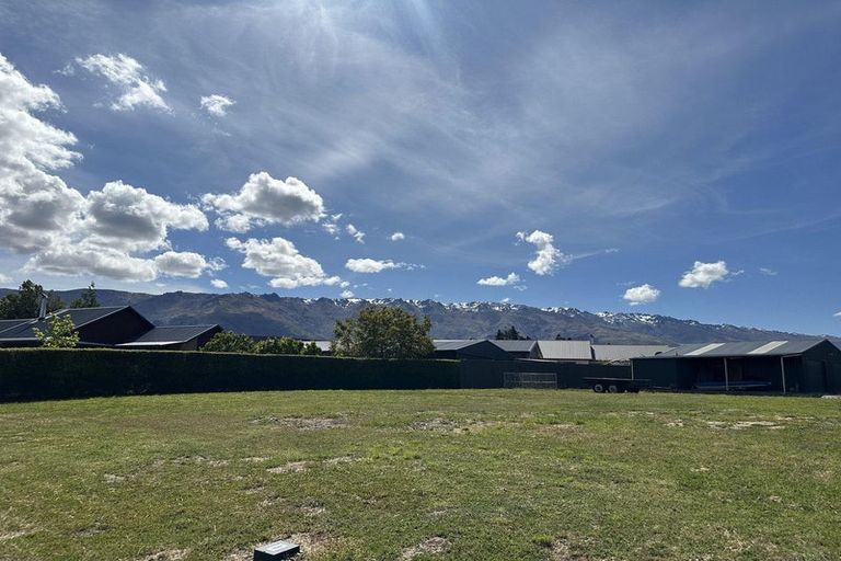 Photo of property in 3 Ethereal Crescent, Mount Pisa, Cromwell, 9383