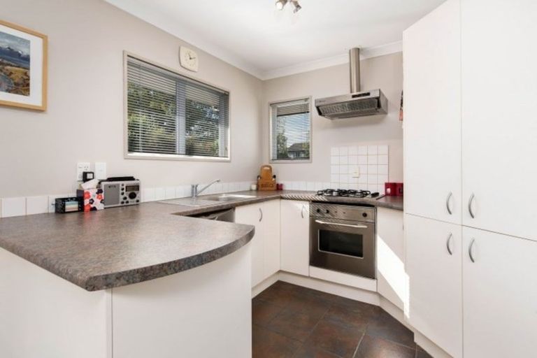 Photo of property in 16 Frye Crescent, Albert Town, Wanaka, 9305