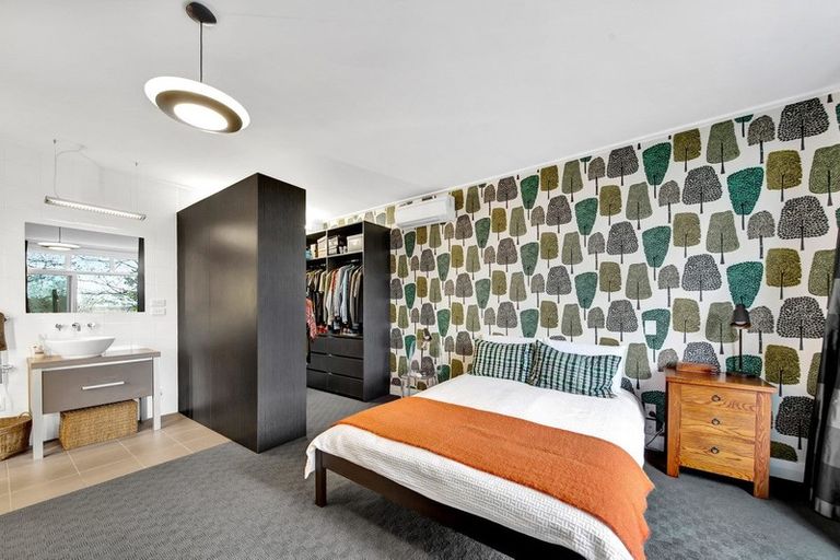 Photo of property in 1 Barrett Street, Westown, New Plymouth, 4310