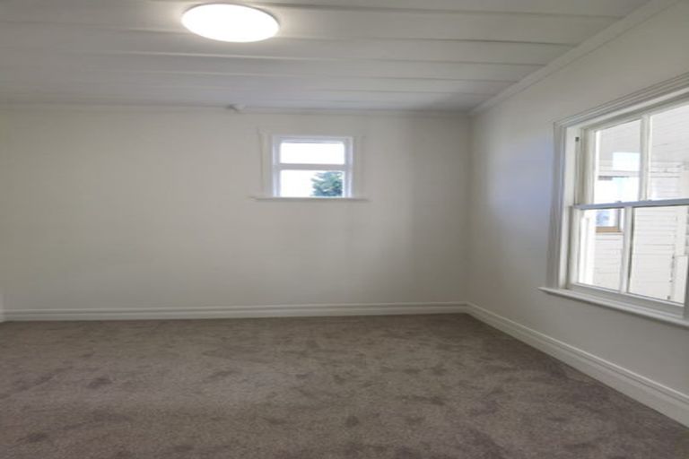 Photo of property in 1 Valentine Street, Papakura, 2110