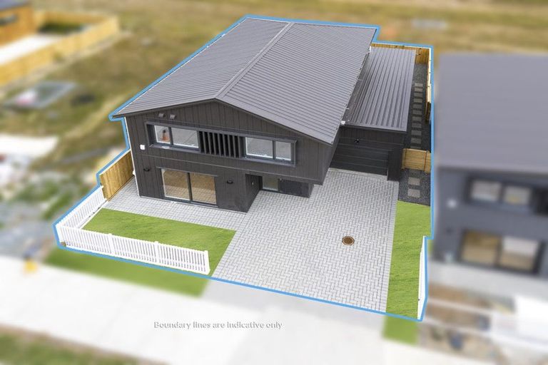 Photo of property in 44 Taipahitini Road, Rosehill, 2113