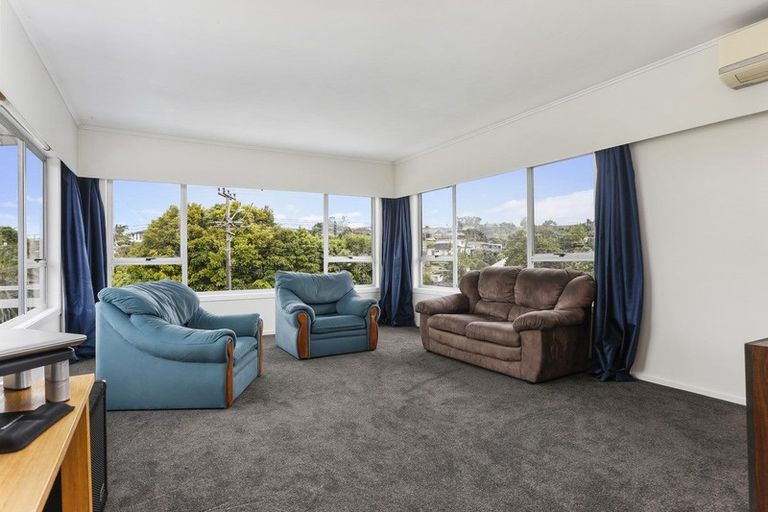 Photo of property in 939 Beach Road, Torbay, Auckland, 0630