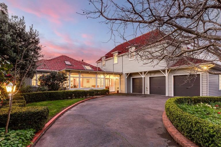 Photo of property in 396 Muritai Road, Eastbourne, Lower Hutt, 5013