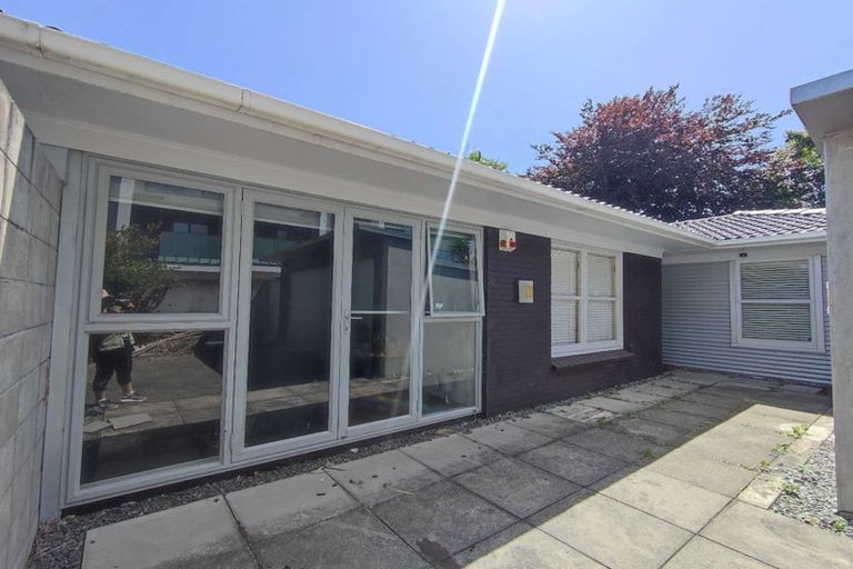 Photo of property in 2/31 Bracken Avenue, Takapuna, Auckland, 0622