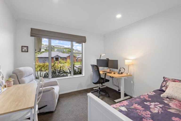 Photo of property in 25 Holbrook Way, Westmorland, Christchurch, 8025