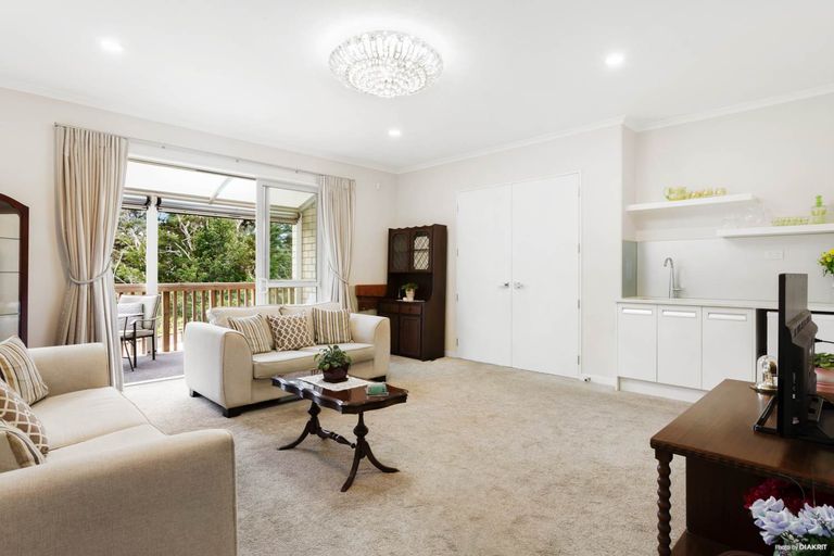 Photo of property in 42 Blacks Road, Greenhithe, Auckland, 0632