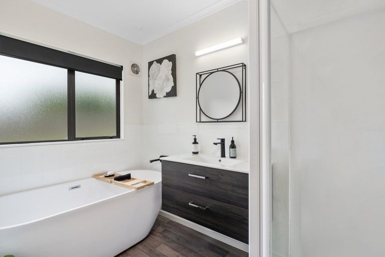 Photo of property in 17 Belvedere Grove, Rangatira Park, Taupo, 3330