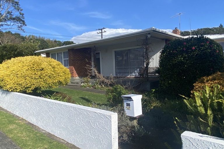 Photo of property in 36 Mount Edgcumbe Street, New Plymouth, 4310