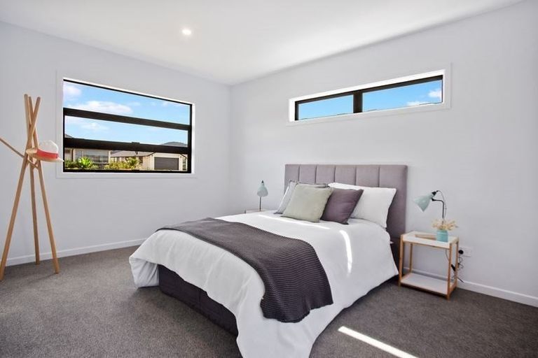 Photo of property in 14 Lady Jocelyn Place, Whitianga, 3510