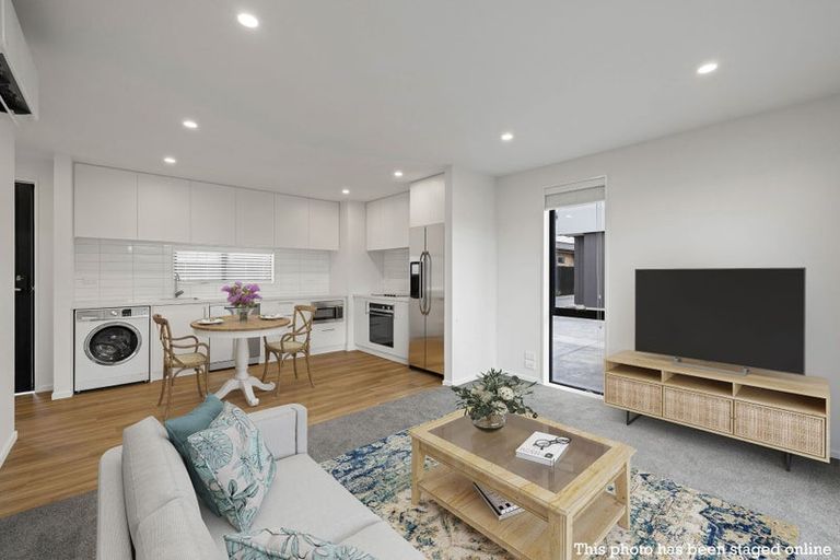 Photo of property in 2/80 Harman Street, Addington, Christchurch, 8024