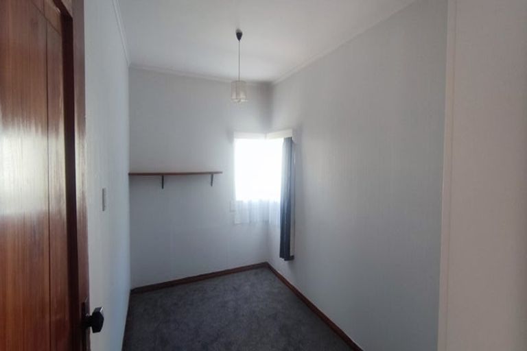 Photo of property in 4/5 Benares Street, Khandallah, Wellington, 6035