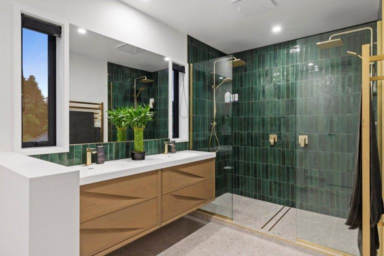 Photo of property in 2 Waiari Way, Kuaotunu West, Whitianga, 3592