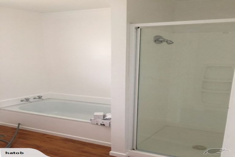 Photo of property in 2/15 Belle Vue Avenue, Northcote Point, Auckland, 0627