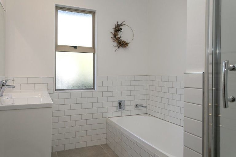 Photo of property in 54 Arrowsmith Avenue, Waipahihi, Taupo, 3330