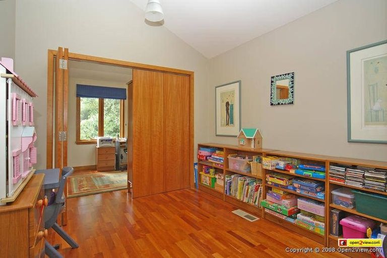 Photo of property in 365 Willis Street, Mount Cook, Wellington, 6011