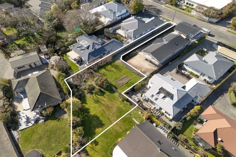 Photo of property in 13 Otara Street, Ilam, Christchurch, 8053