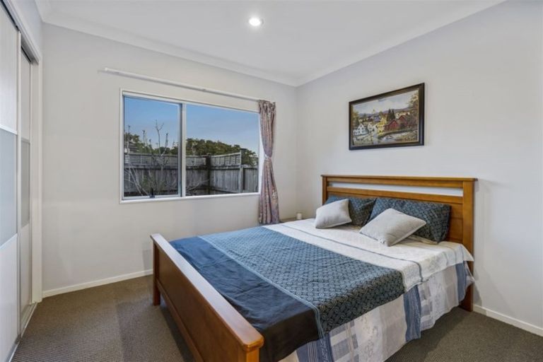 Photo of property in 2 Stamford Crescent, Flat Bush, Auckland, 2019