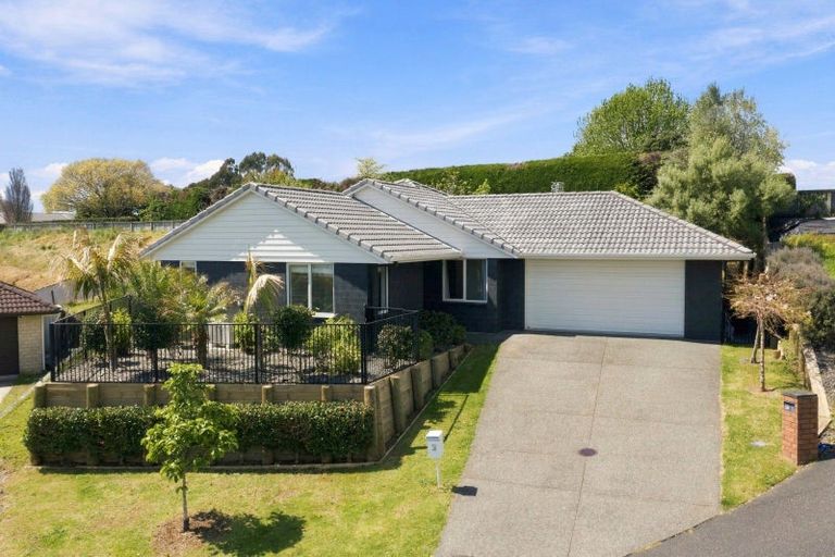 Photo of property in 3 Carex Close, Pyes Pa, Tauranga, 3112