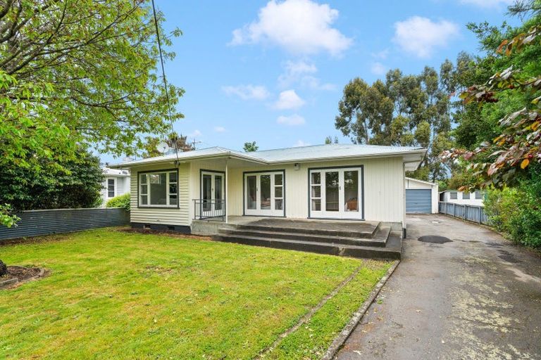 Photo of property in 79 Victoria Street, Carterton, 5713