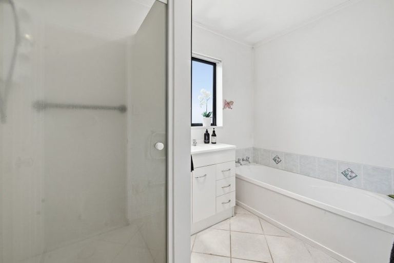 Photo of property in 9 Ashmore Place, Fairy Springs, Rotorua, 3015