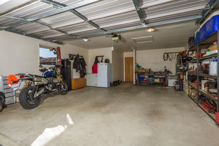 Photo of property in 24 Coleridge Place, Stoke, Nelson, 7011