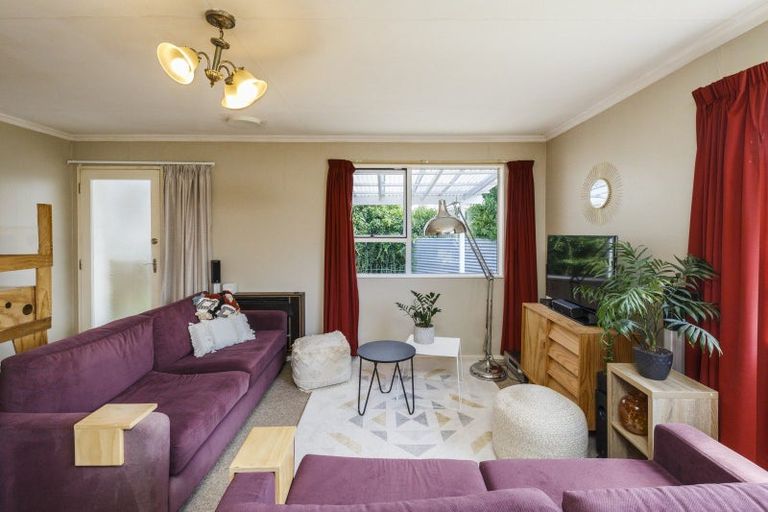 Photo of property in 20 Newton Place, Westbrook, Palmerston North, 4412