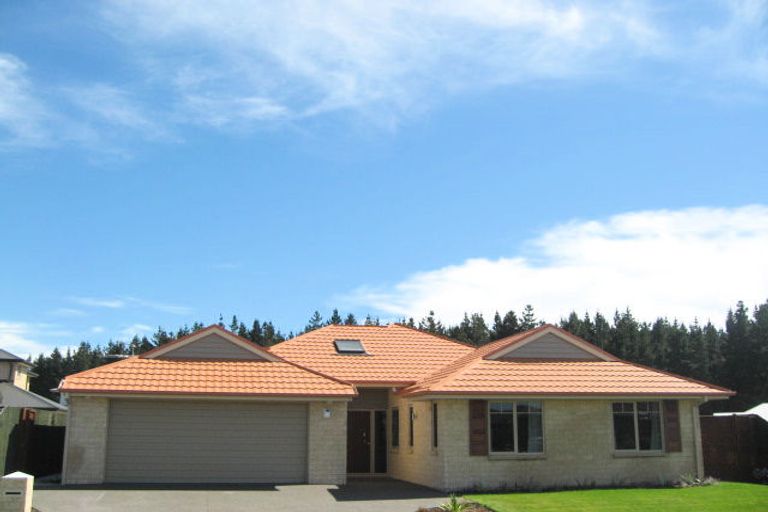 Photo of property in 3 Sandpiper Place, Waimairi Beach, Christchurch, 8083