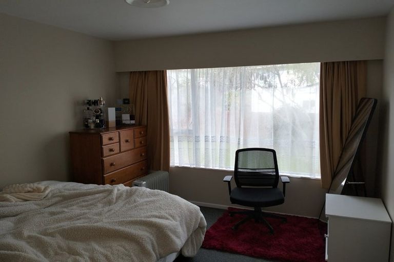 Photo of property in 11a Waddington Drive, Naenae, Lower Hutt, 5011