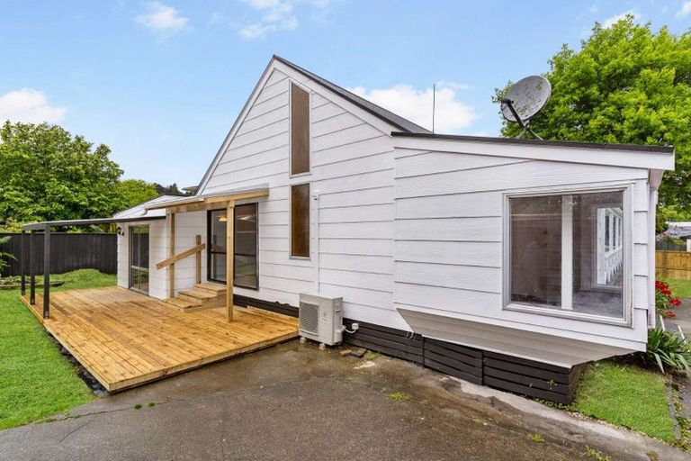 Photo of property in 20 Fairdale Avenue, Red Hill, Papakura, 2110