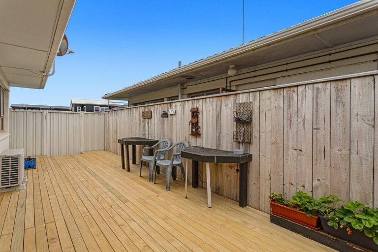 Photo of property in 2/327 Pohutukawa Avenue, Ohope, 3121