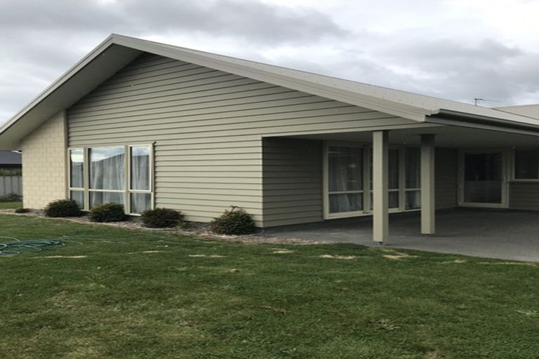 Photo of property in 11 Pakura Street, Pegasus, 7612