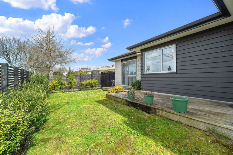 Photo of property in 2/7 Rutherford Street, Chedworth, Hamilton, 3210