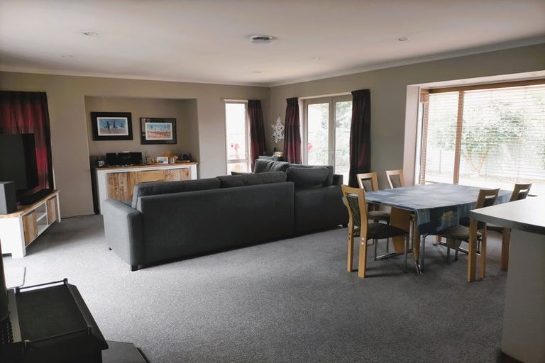 Photo of property in 4 Zuppicich Lane, Woodend, 7610