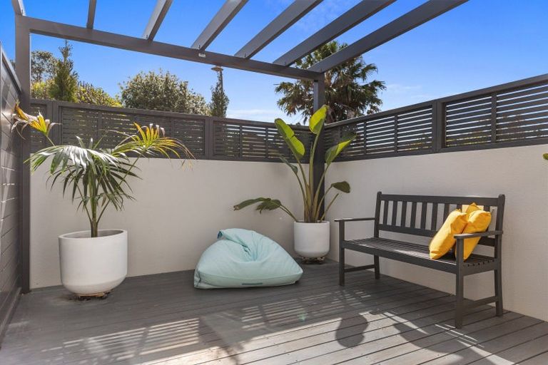 Photo of property in 14 Jarrah Park Drive, Pyes Pa, Tauranga, 3112