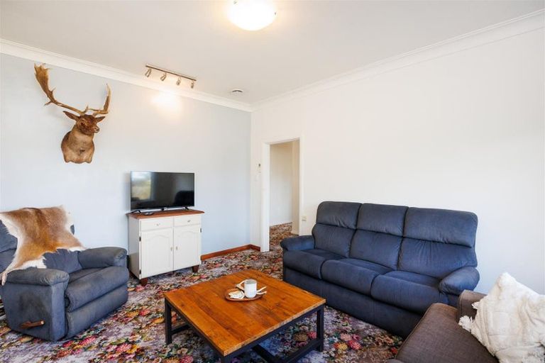 Photo of property in 10 William Street, Marton, 4710