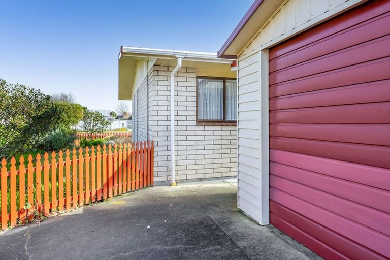 Photo of property in 124 Hamlet Street, Stratford, 4332