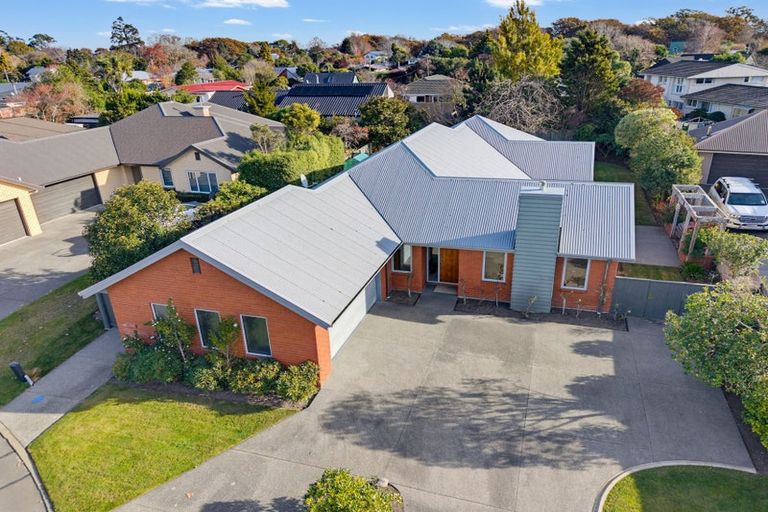 Photo of property in 35 Heathridge Place, Lincoln, 7608