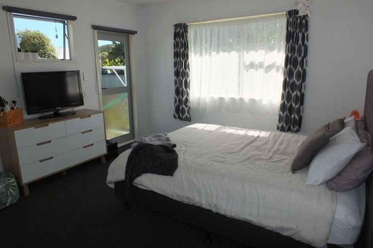 Photo of property in 36 Herrington Street, Foxton, 4814