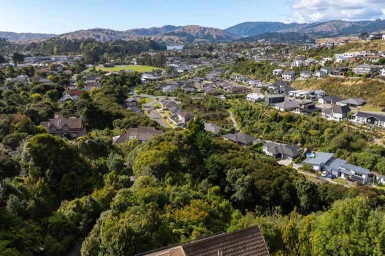 Photo of property in 9 Furneaux Grove, Whitby, Porirua, 5024