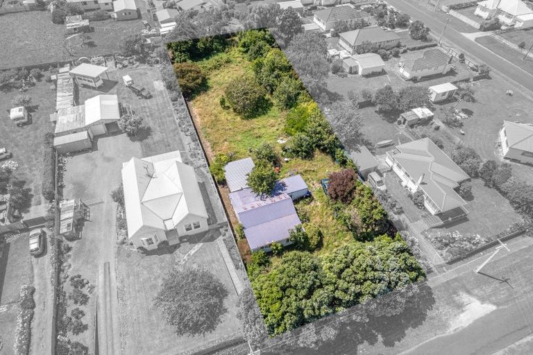 Photo of property in 24 Brassey Street, Waverley, 4510